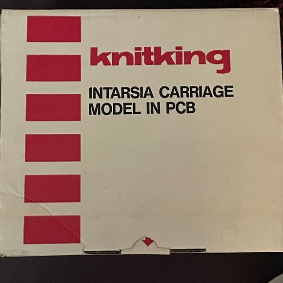 Vintage Knitting Knitking Intarsia Carriage Model in PCB - Picture 5 of 5